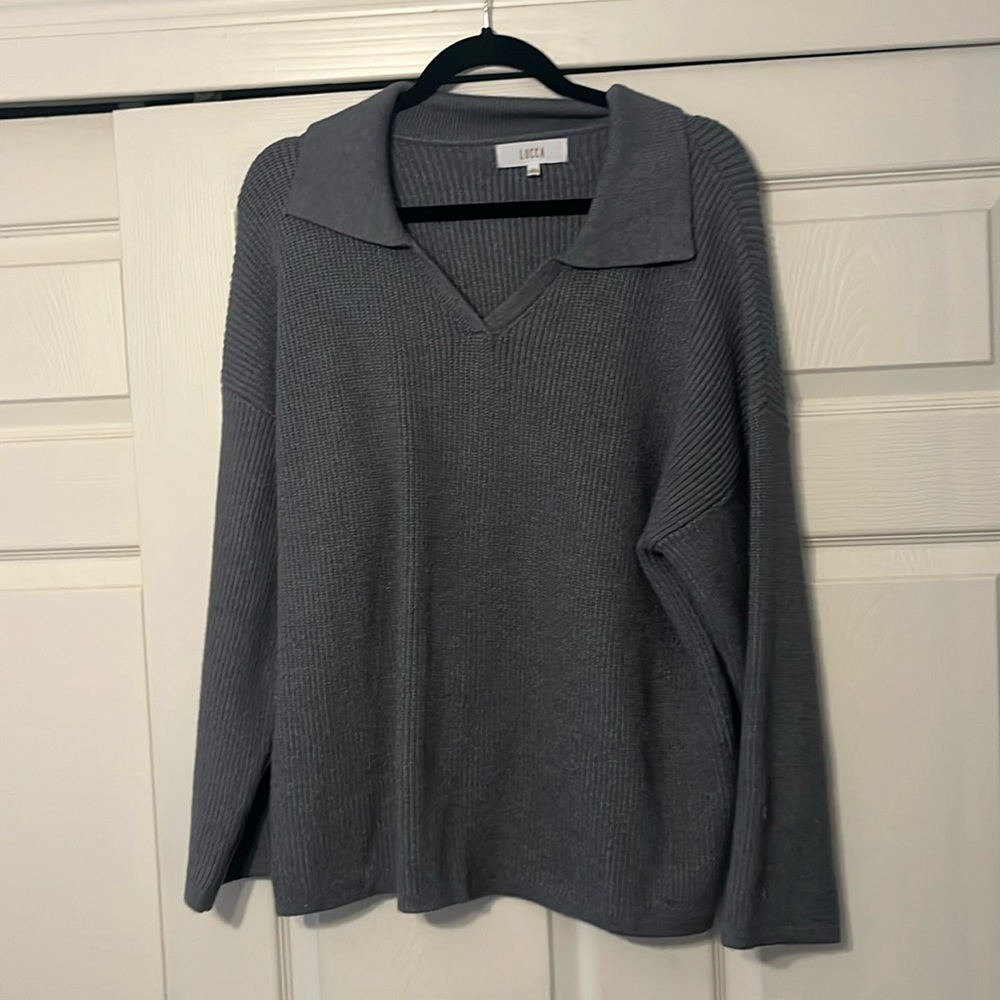 Lucca v-neck collared sweater